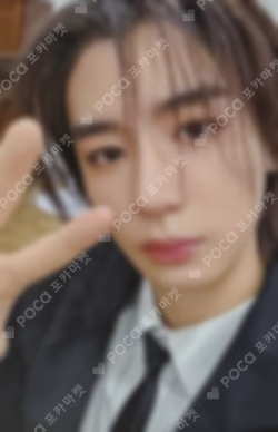 The Action MUVVE LUCKY DRAW LEEHAN photocard image