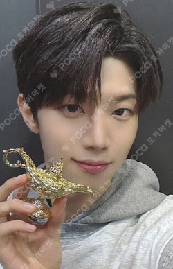 HOUSE OF TRICKY : WRECKING THE HOUSE MAKESTAR HYUNWOO photocard image