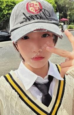 I did it. BROADCAST JEONGSEMIN photocard image