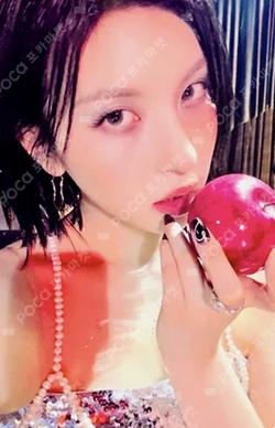 Blue Valentine APPLEMUSIC LUCKY DRAW BAE photocard image