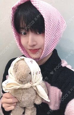 My First Flip MAKESTAR LUCKY DRAW Donghyeon photocard image