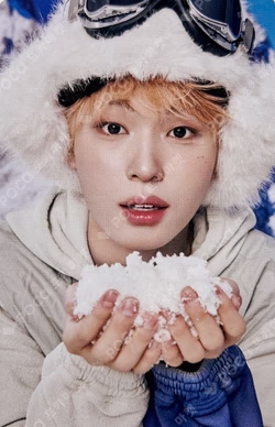 2026 KickFlip FAN-CON [From KickFlip, To WeFlip] TRADING CARD