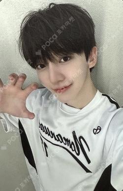 Kick Out, Flip Now! IDOUSTAGE Donghyeon photocard image