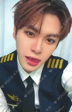 2026 SEASON’S GREETINGS fromm store A-MIN photocard image