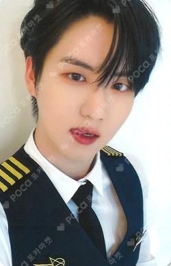 2026 SEASON’S GREETINGS fromm store YEWANG photocard image