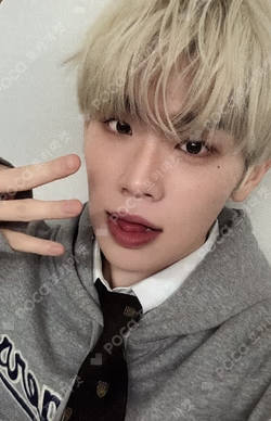 2026 SEASON'S GREETINGS [(0_1) World] Japan Exclusive