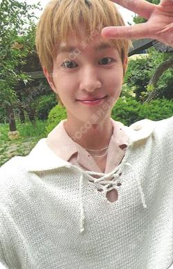 2025 ONEW WORLD TOUR [ONEW THE LIVE : PERCENT (%)] IN HONG KONG ONEW photocard image