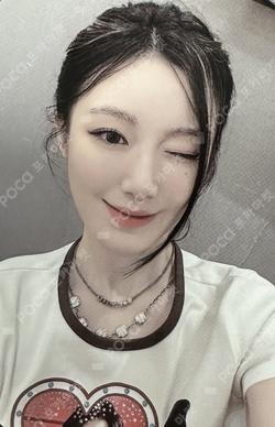 We are IDOUSTAGE LUCKY DRAW SHUHUA photocard image