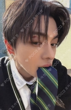 EUPHORIA BROADCAST LEO photocard image