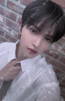 NEW CHAPTER : DESEAR  BROADCAST BIT photocard image