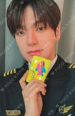 2026 SEASON’S GREETINGS fromm store WISH photocard image