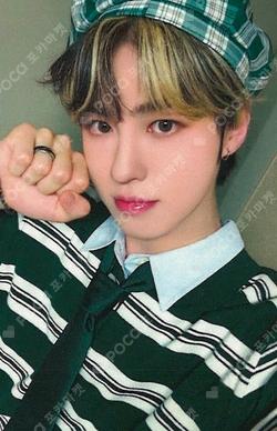 Youth Chapter 3 : ROMANTIC YOUTH EVERLINE AYDEN photocard image