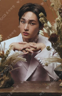 SAKU Victor Online Store LUCKY DRAW ONEW photocard image