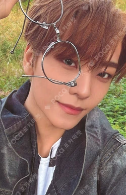 EUPHORIA RANDOM TRADING PHOTO CARD SET (FREAK ALARM ver.) XINLONG photocard image