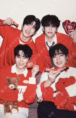 kitkat Unit photocard image
