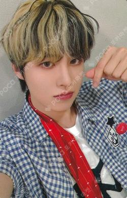 Youth Chapter 3 : ROMANTIC YOUTH MOKKET SHOP AYDEN photocard image