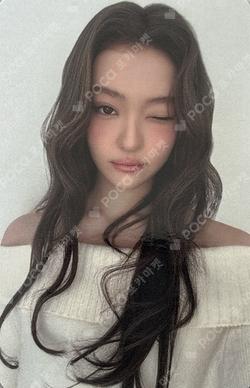 MEOVV 2026 The 1st Season’s Greetings [MEOVV] EVERLINE ELLA photocard image