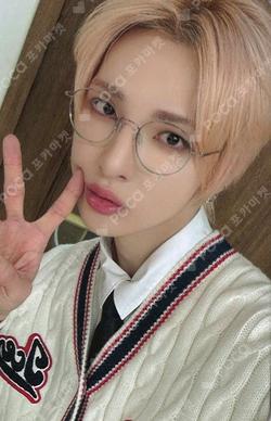 Youth Chapter 3 : ROMANTIC YOUTH fromm store