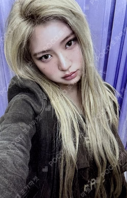 Delulu Pack Headphone. Version