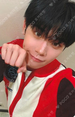 NEVER SAY NEVER MUVVE KIM TAERAE photocard image