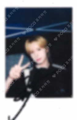 play hard YIZHIYU WINNER KYUNGMIN photocard image