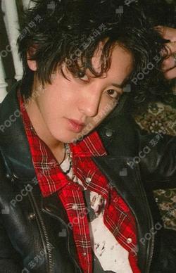 Upside Down YPBOOKS CHANYEOL photocard image