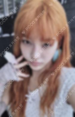 NOT CUTE ANYMORE TSUTAYA LUCKY DRAW IROHA photocard image