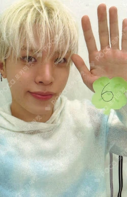 2026 SEASON’S GREETINGS [Offstage : Soft Days] Full Package WEVERSE