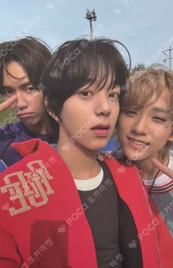 WHO WE ARE JEWEL Ver. Unit photocard image