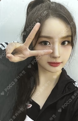 Fe3O4: STICK OUT POP-UP STORE in BEIJING MINI CD KEYRING SULLYOON photocard image