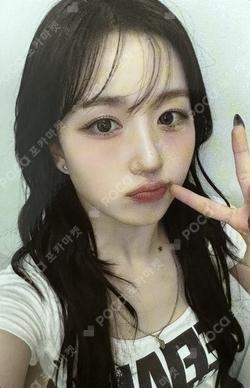 Fe3O4: STICK OUT POP-UP STORE in BEIJING MINI CD KEYRING HAEWON photocard image