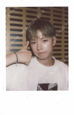 NCT YUSHI photocard image