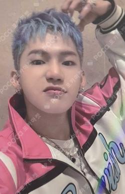 2022 TREASURE TOUR [HELLO] in SEOUL ALBUM BOOTH CHOI HYUN SUK photocard image