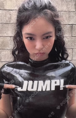 BLACKPINK WORLD TOUR DEADLINE IN JAPAN POP-UP STORE REWARD JENNIE photocard image