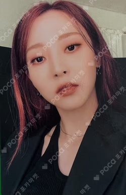 6equence Moon Byul photocard image