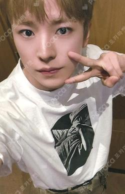 NCT YUSHI photocard image