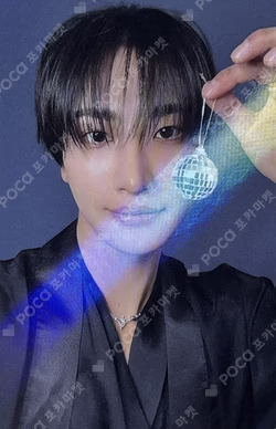 GOLDEN HOUR : Part.4 hello82 Exclusive SEONGHWA photocard image