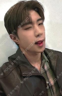 UNBROKEN JJMUZE WYATT photocard image