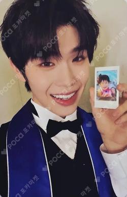 RE-FLOW APPLEMUSIC KIM TAERAE photocard image