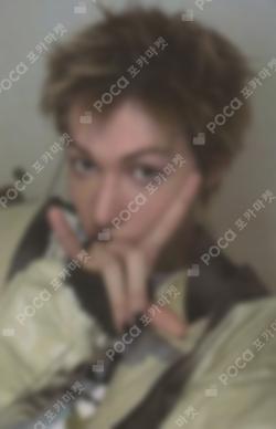 COLOR OUTSIDE THE LINES YIZHIYU LUCKY DRAW MARTIN photocard image