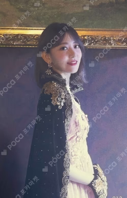 Vampire Random Photocard SAKURA photocard image