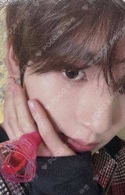 RE-FLOW Mnet Plus Merch HAN YUJIN photocard image