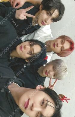 Mystery Box IDOL STORE Unit photocard image