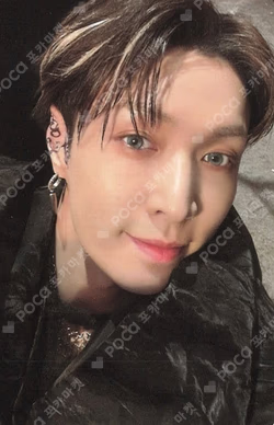 EXO POP-UP [REVERXE THE WORLD] REWARD