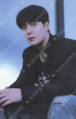 GOLDEN HOUR : Part.4 POCAALBUM VER. Z VER. JONGHO photocard image