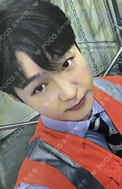 2025 SEASON’S GREETINGS : CHANGSUB FIRST AREA IDOUSTAGE LEE CHANGSUB photocard image