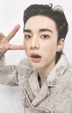 DO IT POP-UP STORE KZOO FIGURE (CLIMBING VER.) HYUNJIN photocard image