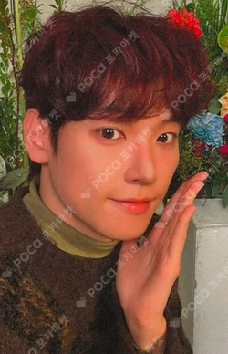 Crossfade: APPLEMUSIC INSEONG photocard image