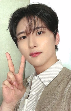 2024 CRAVITY FAN-CON BEYOND YOUR MEMORIES RANDOM PHOTOCARD PACK