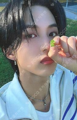 PHOTOBOOK [TNX Pages] HWI photocard image